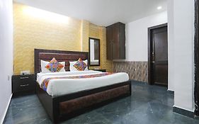 Fabhotel Nk Residency